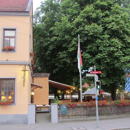 מלון Stadtbergen Zum Ochsen מראה חיצוני תמונה