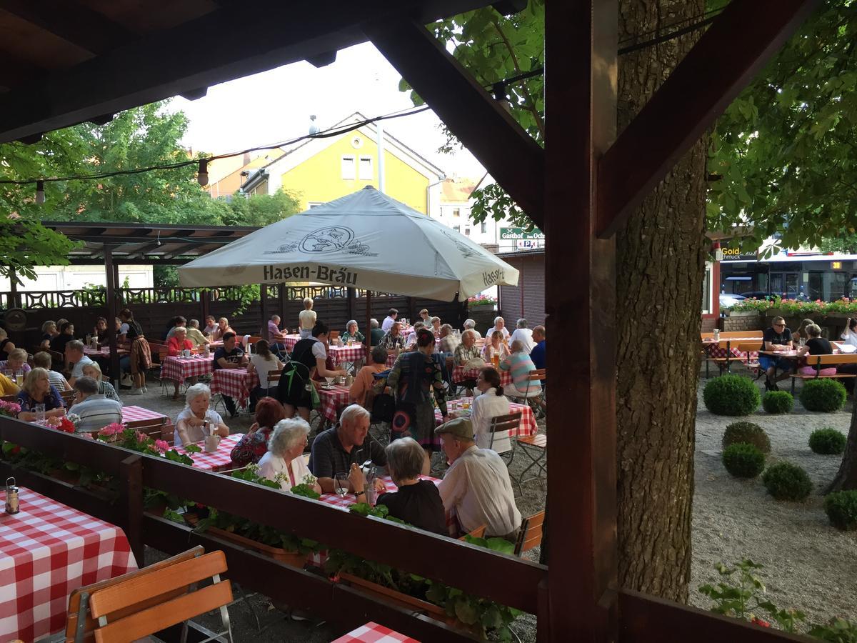 מלון Stadtbergen Zum Ochsen מראה חיצוני תמונה